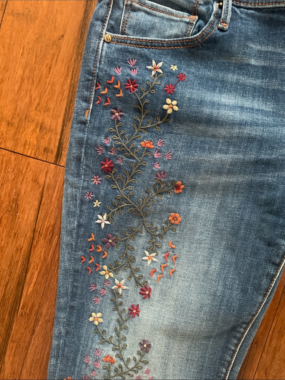 DRIFTWOOD Light Blue Embroidered Wide-Leg Jeans - Picture 4 of 10